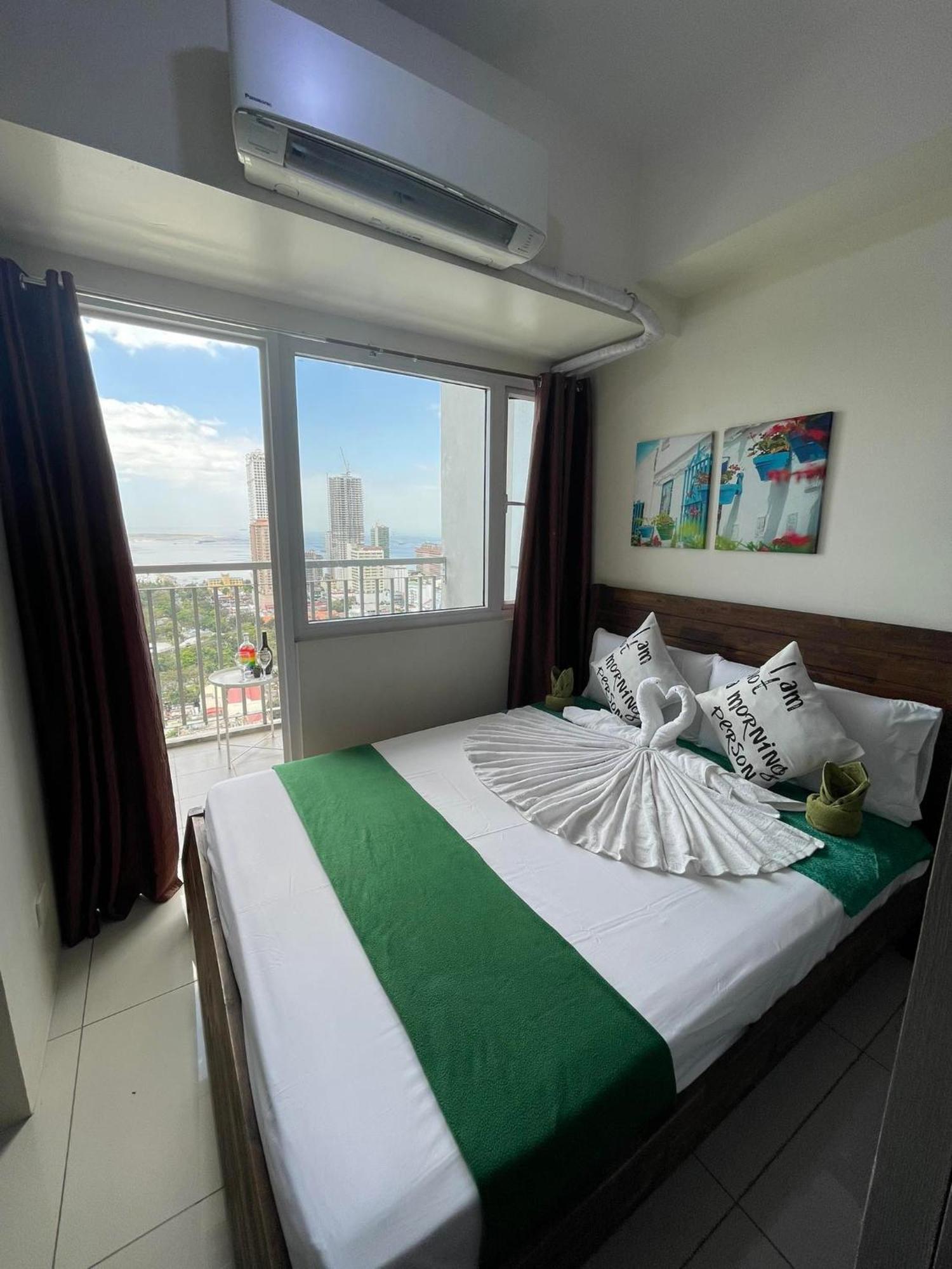 Green Residences Stays By Pbyy Manila Eksteriør bilde